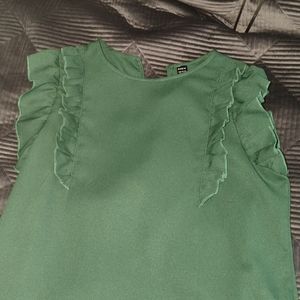 SHEIN XL/12 ruffled, hunter green shirt